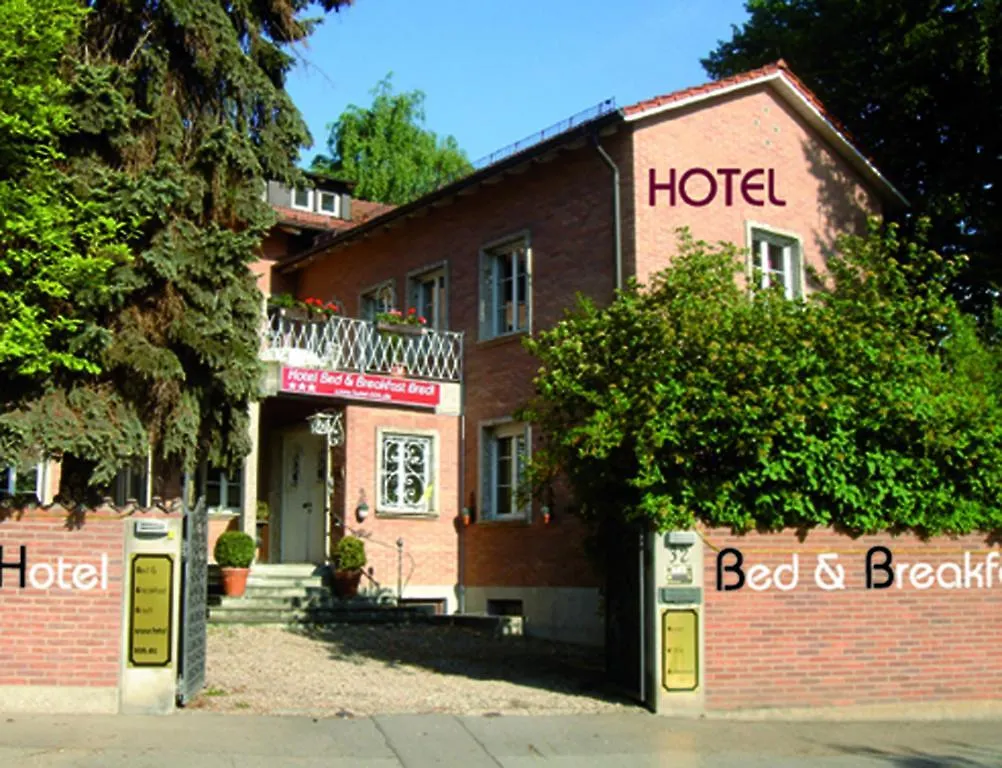 Hotel B&B Bredl In Der Villa Ballestrem Straubing 3*,