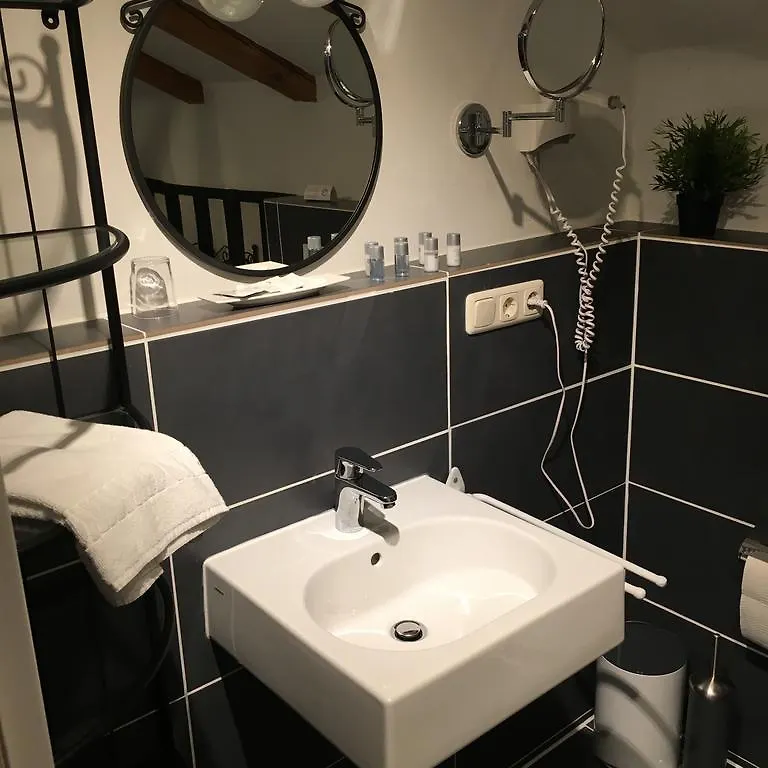 Hotel B&B Bredl In Der Villa Ballestrem Straubing