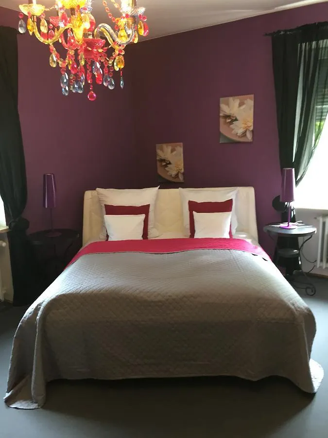 Hotel B&B Bredl In Der Villa Ballestrem Straubing