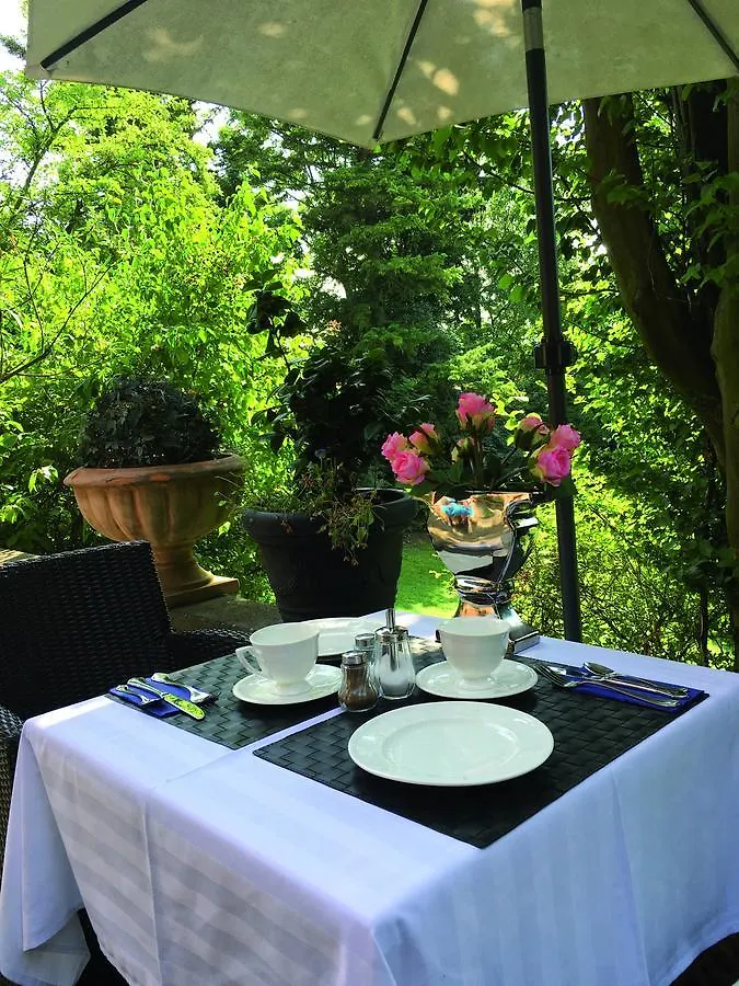 Hotel B&B Bredl In Der Villa Ballestrem Straubing Duitsland